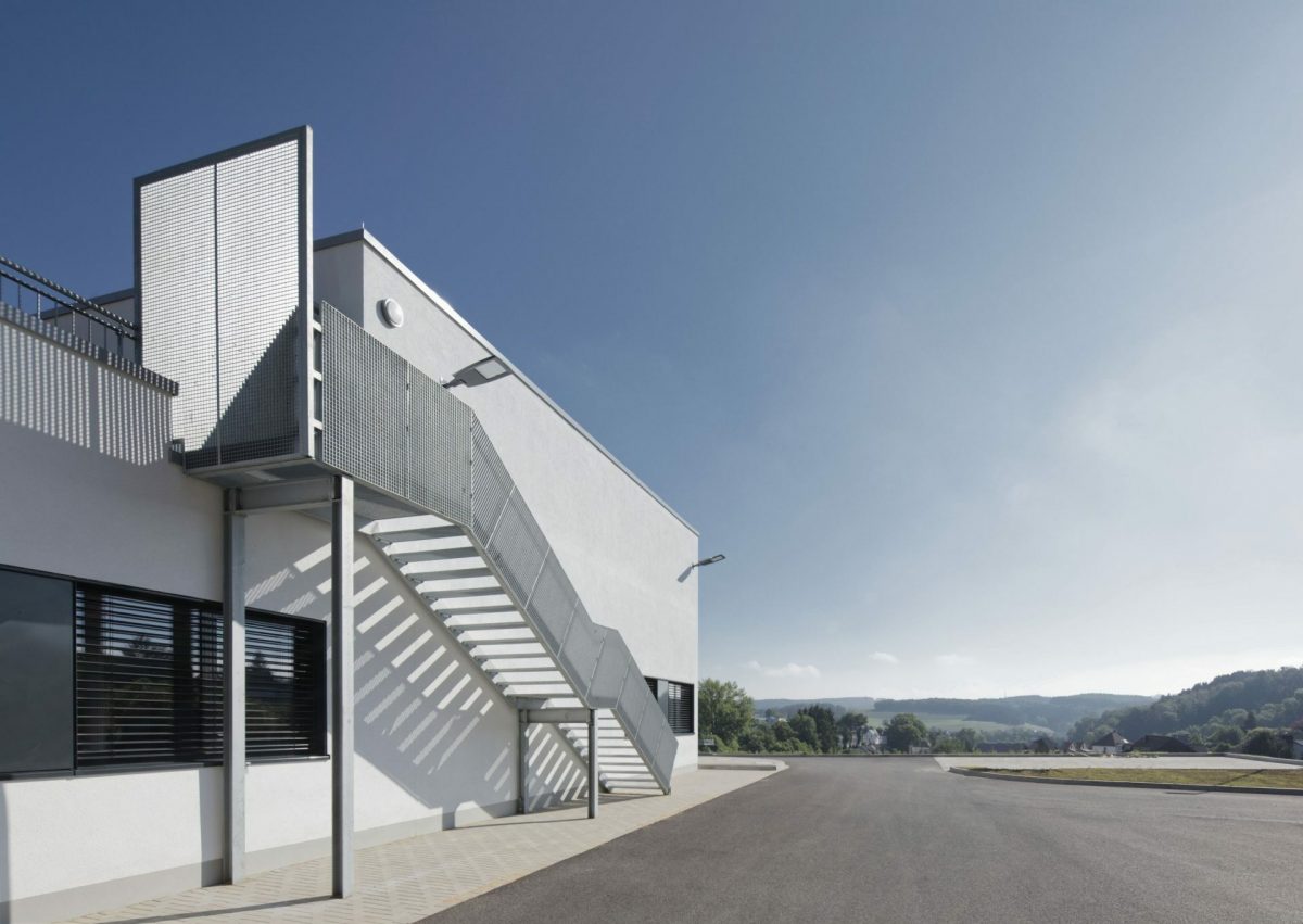 PP1 A3053 Dx O web 1