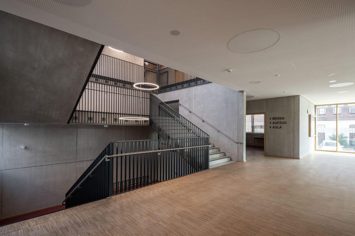 Scheinfeld Gymnasium035